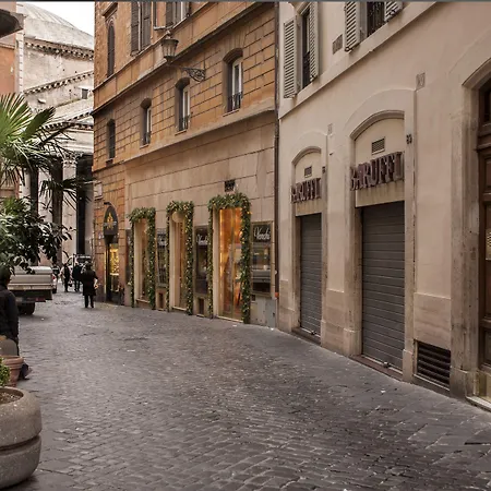 La Residenza Del Sole Al Pantheon Panzió 4*